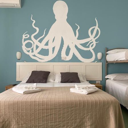 Hotel Aloha Cesenatico Kültér fotó
