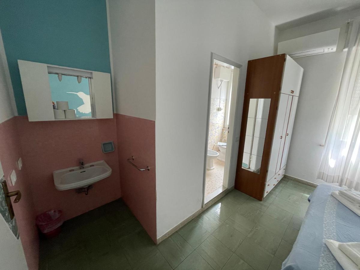 Hotel Aloha Cesenatico Kültér fotó